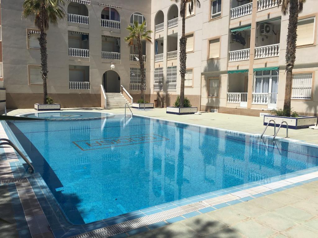 Apartamentos Avenida Diego Ramirez ตอร์เรเวียคา ภายนอก รูปภาพ